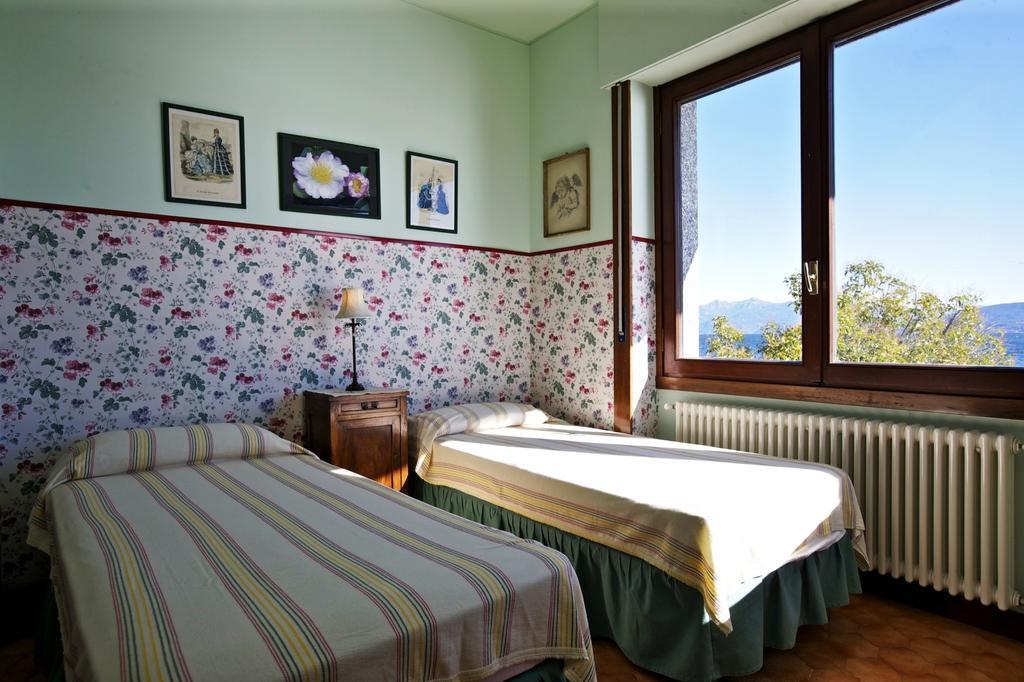 ורבאניה Villa Camelia מראה חיצוני תמונה
